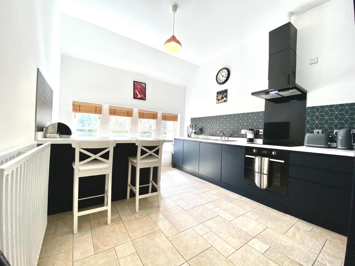 Serviced Accommodation Moray - Lesmurdie House Elgin Exterior photo
